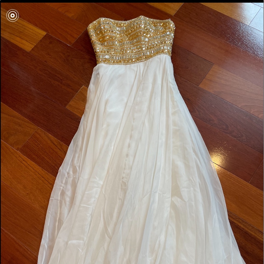 Strapless Sheri Hill prom dress!